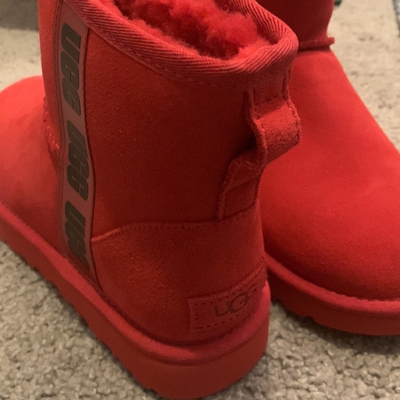 UGG® Australia Classic Mini Side Logo Sheepskin Suede Boots - Samba Red/Black - Picture 11 of 13